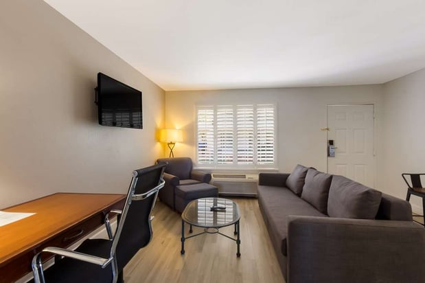 Images SureStay Plus by Best Western Tempe University