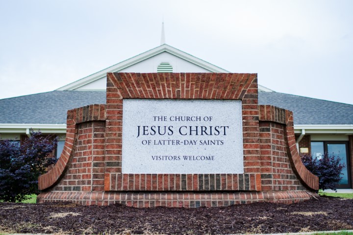 The exteriors of The Church of Jesus Christ of Latter-day Saints buildings are crafted with a distinct and recognizable architecture. These structures are frequently distinguished by a blend of modern and traditional elements, showcasing the Church's dedication to both timeless values and contemporary expressions of faith.