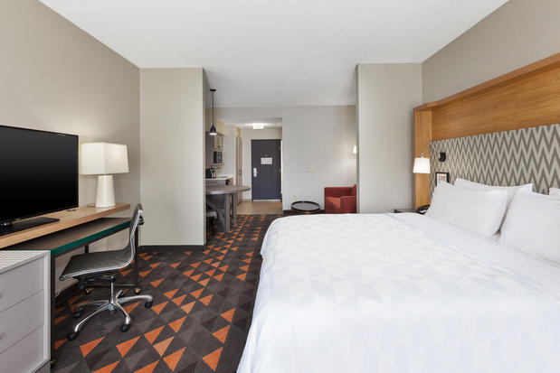 Images Holiday Inn Grand Rapids - South, an IHG Hotel