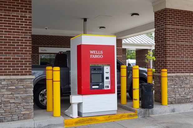 Images Wells Fargo Bank
