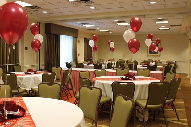 Images Hilton Garden Inn Addison