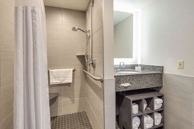 Images DoubleTree by Hilton Racine Harbourwalk