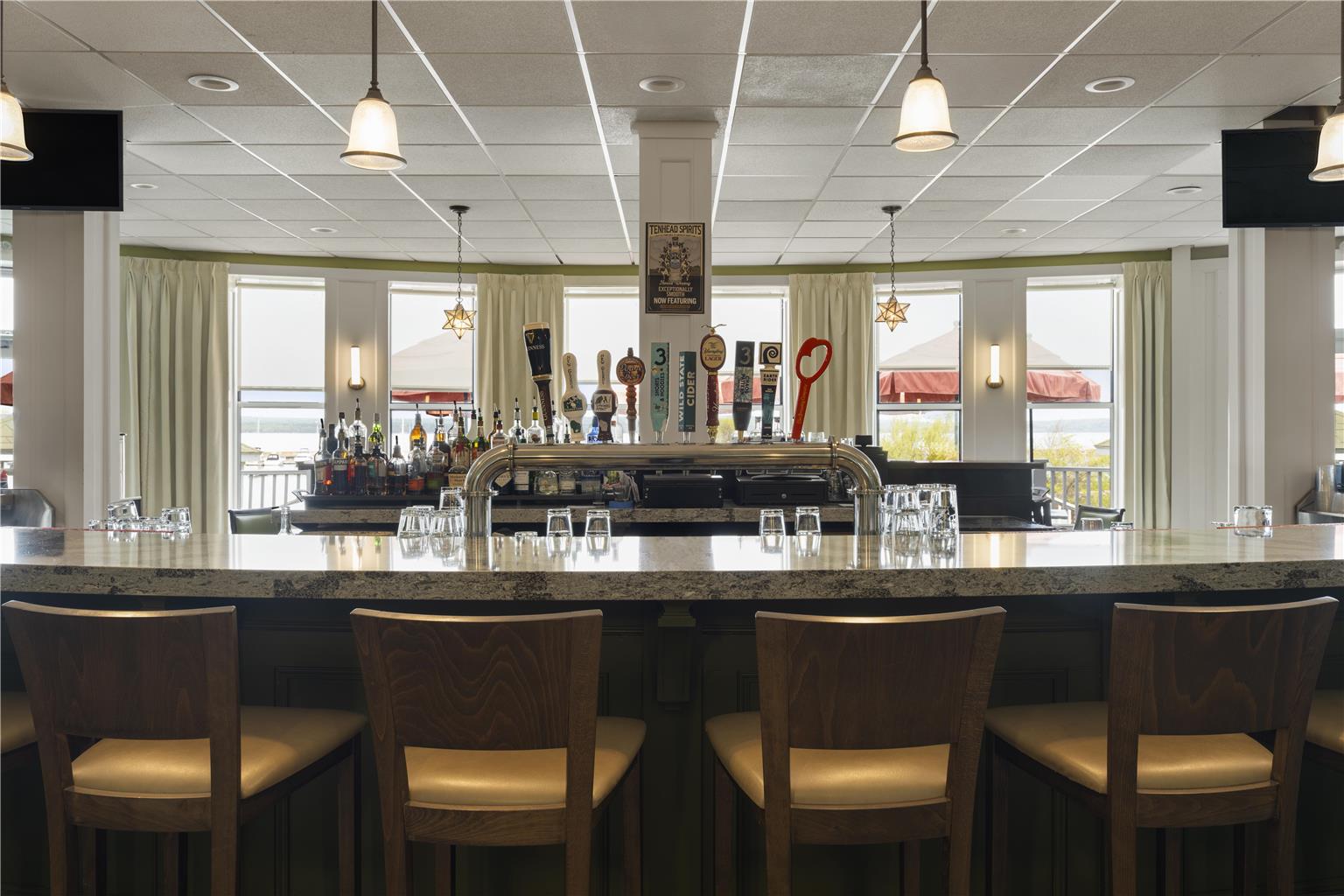 The Landing Restaurant Bar