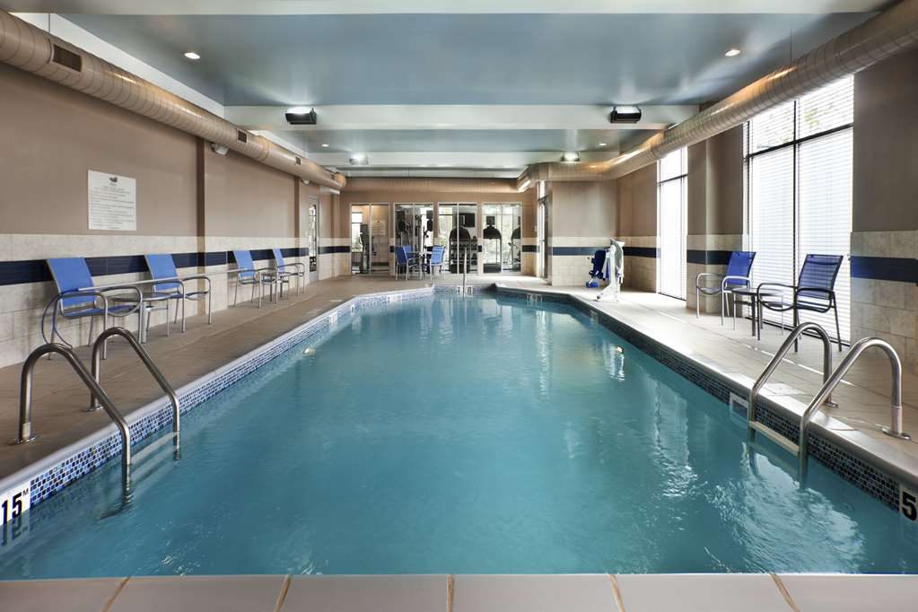 Pool Homewood Suites by Hilton Columbus/OSU, OH Columbus (614)488-1500