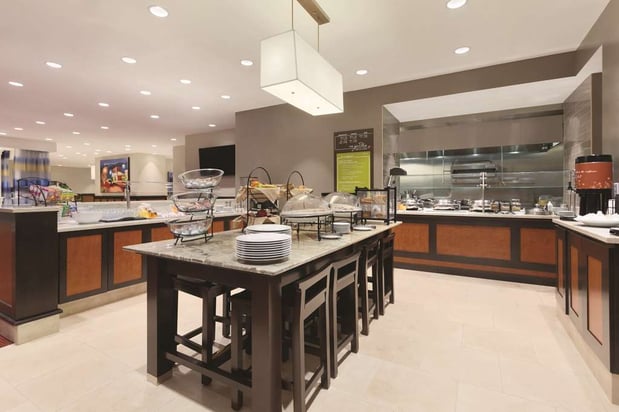 Images Hilton Garden Inn Falls Church
