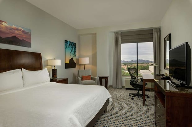 Images Hilton Garden Inn Phoenix Airport North