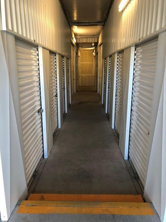 Images Eagle Airport Car & Mini Storage