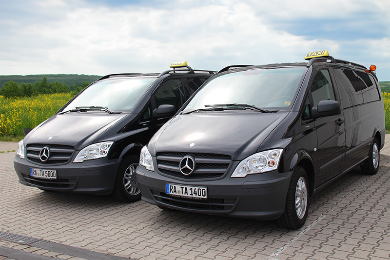 Taxi Ahmed am Baden-Airpark, Winnipeg Avenue B 112 in Rheinmünster