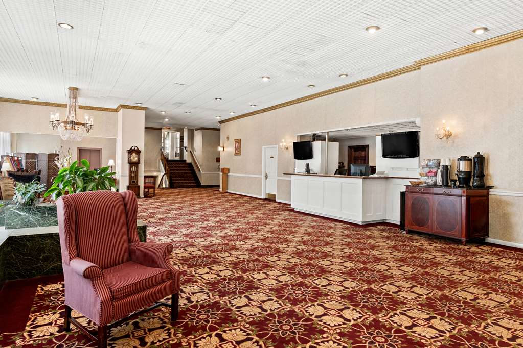 BW Williamsport PA Lobby