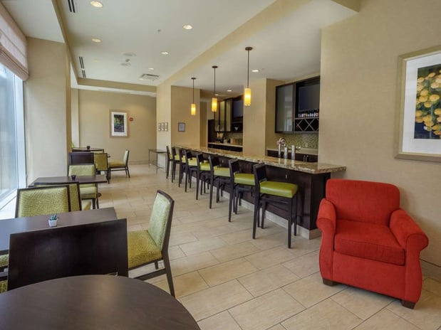 Images Hilton Garden Inn Buffalo Downtown