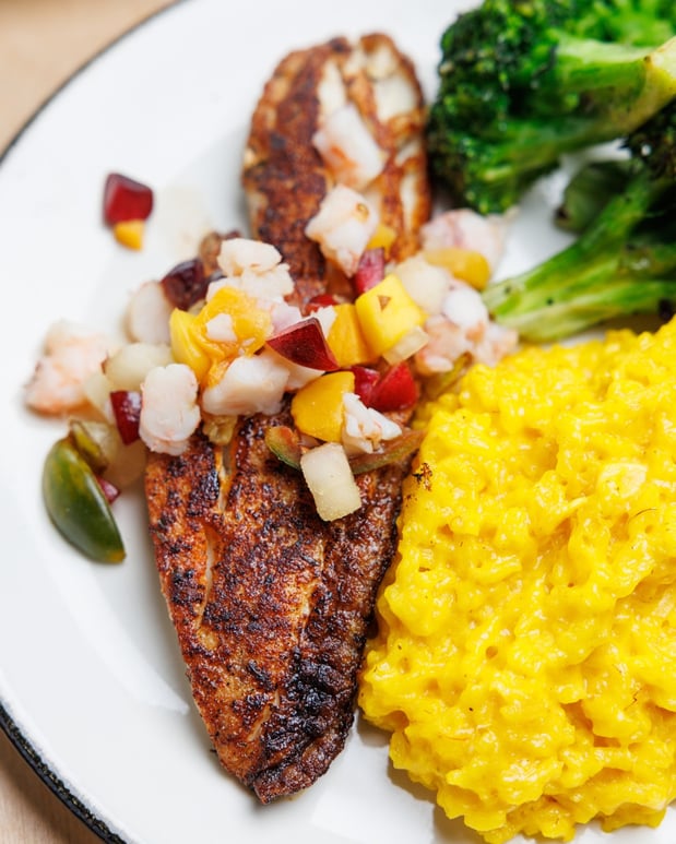 Images 1717 KITCHEN + COCKTAILS