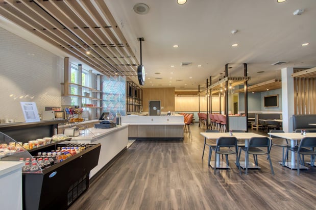 Images Holiday Inn Appleton by IHG