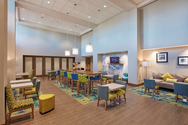 Images Hampton Inn & Suites Sacramento at CSUS