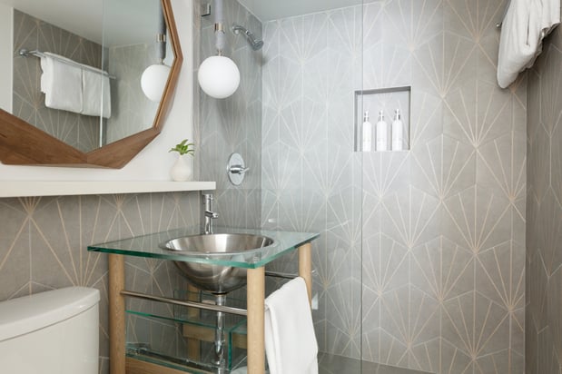 Images Kimpton Surfcomber Hotel by IHG