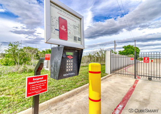 Images CubeSmart Self Storage