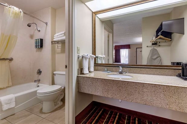 Images Best Western Lindale Inn