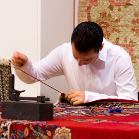 Adel Teppichrestaurierung und Teppichreinigung Bergheim, Hauptstraße 36 (Erftpassage) in Bergheim