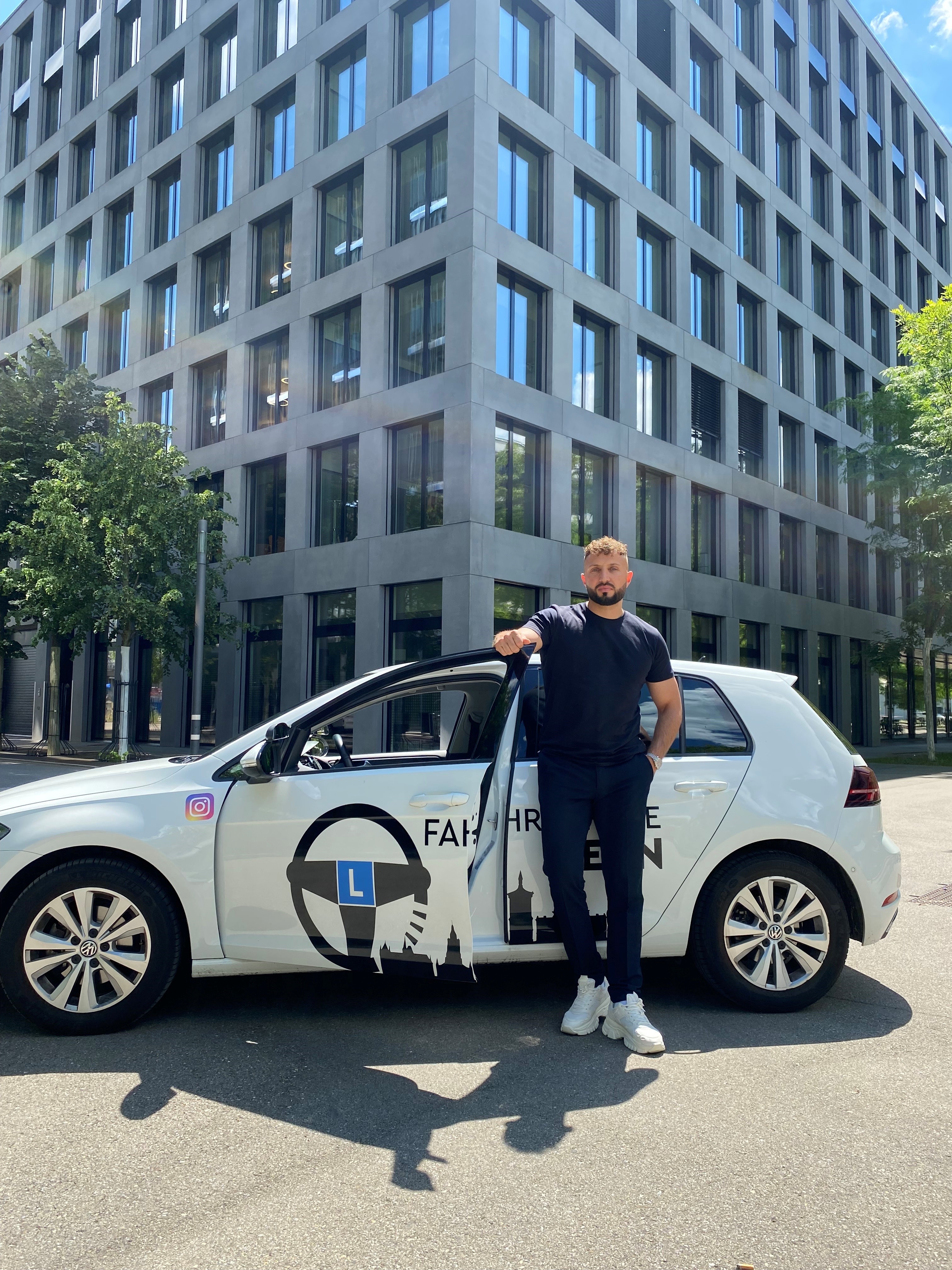 FahrschuleBern, Zwyssigstrasse 40 in Bern