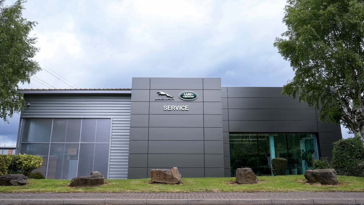 Stratstone Jaguar Land Rover Service Centre