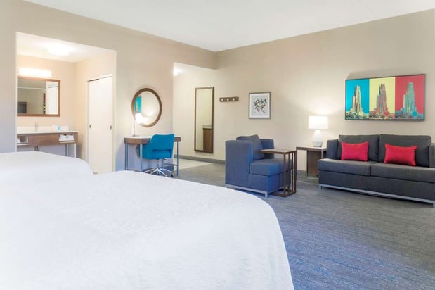 Images Hampton Inn & Suites Pittsburgh-Downtown