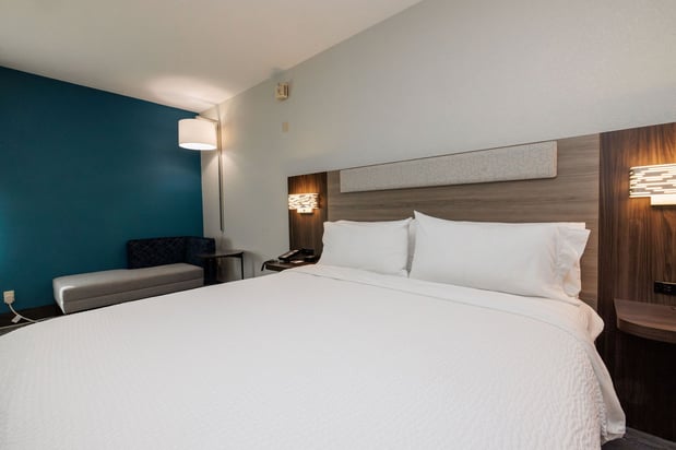 Images Holiday Inn Express & Suites Berkeley by IHG
