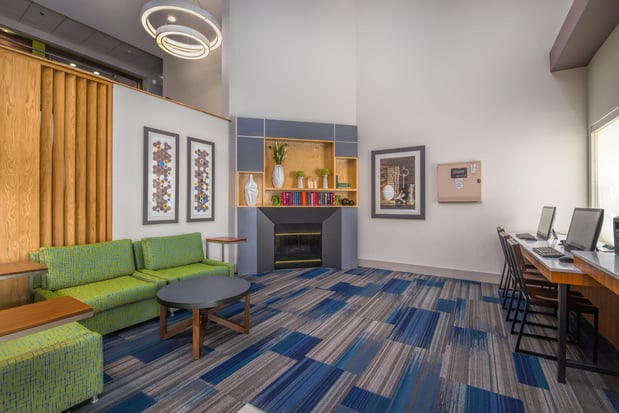 Images Holiday Inn Express & Suites Phoenix Airport by IHG