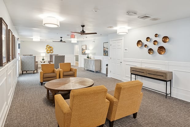 Images Tiffany Court at Kingston