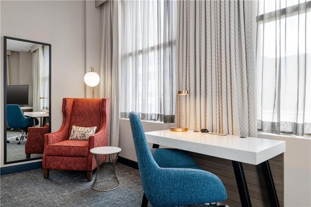 Images Hilton Garden Inn Indianapolis Downtown