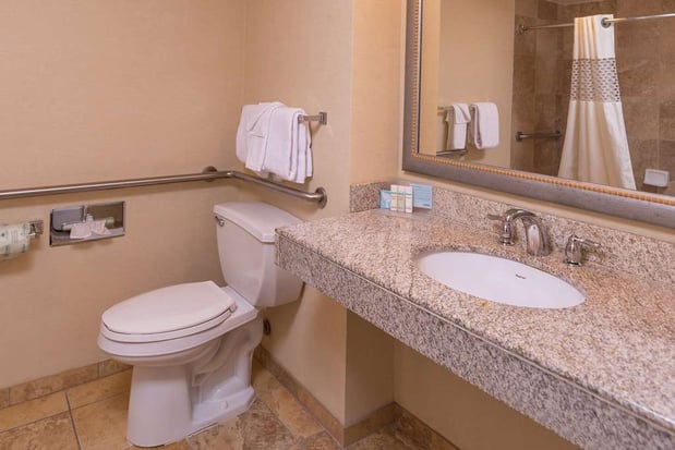 Images Hampton Inn & Suites Charlotte-Arrowood Rd.