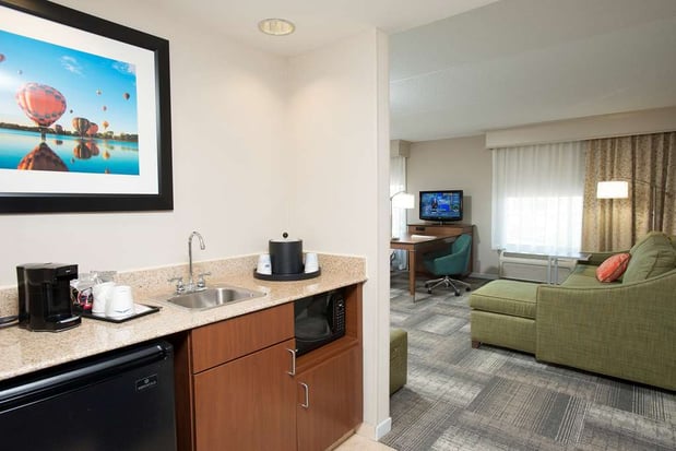Images Hampton Inn & Suites Cincinnati-Union Centre