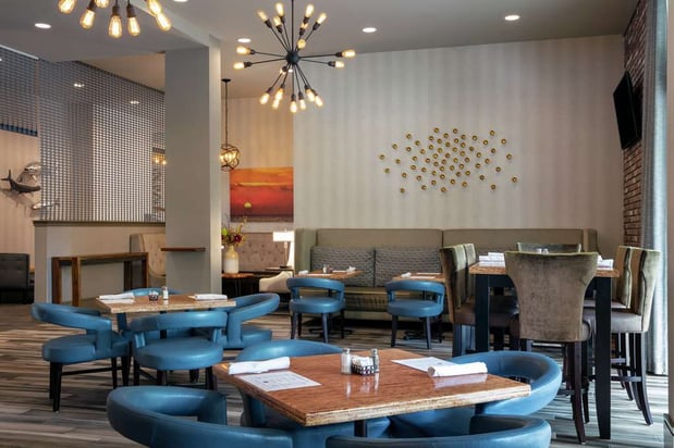 Images Hilton Garden Inn Mobile Downtown
