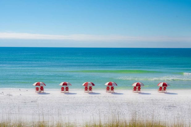 Images Holiday Inn & Suites Clearwater Beach S-Harbourside by IHG