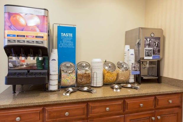 Images Hampton Inn St. Louis Southwest