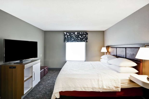 Images Hampton Inn & Suites Columbus-Easton Area