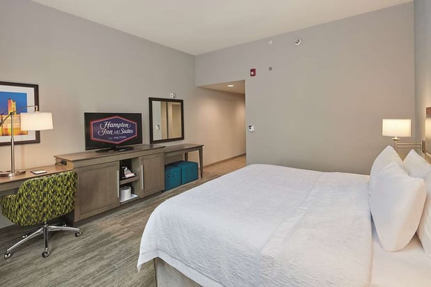 Images Hampton Inn & Suites Sacramento at CSUS