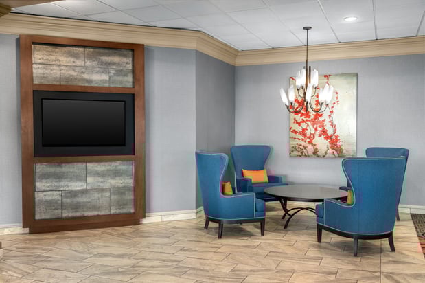 Images Holiday Inn Wichita East I-35 by IHG