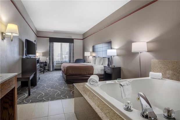 Images Best Western Limestone Inn & Suites