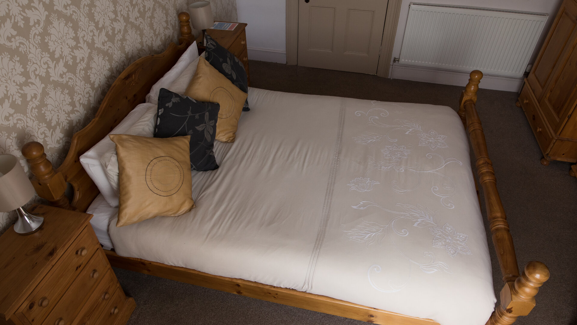 Images The Burrator Inn