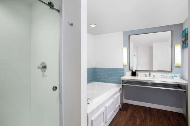 Images Hilton Garden Inn Mobile Downtown