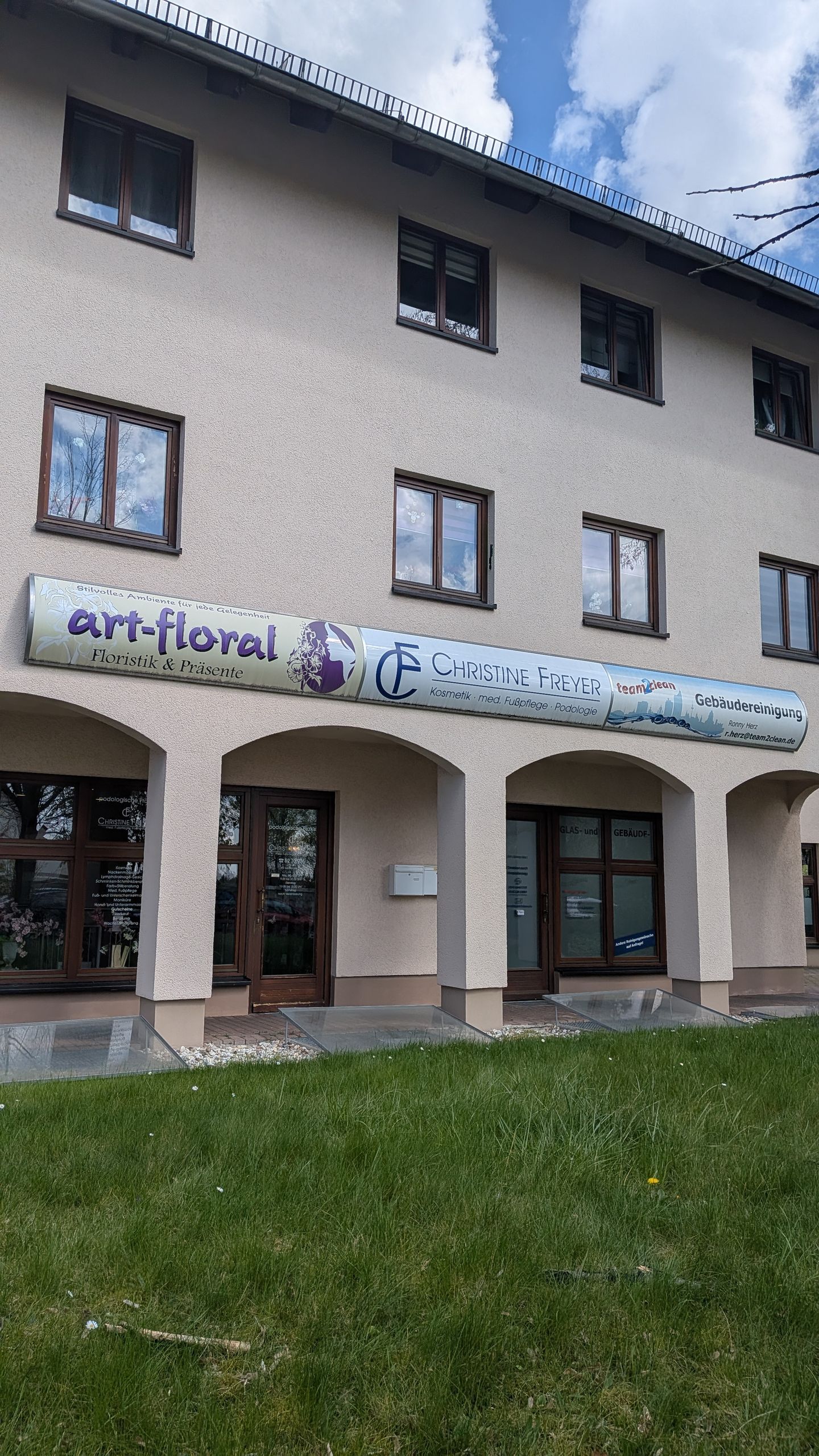 Christine Freyer Kosmetik I med. Fußpflege I podologische Komplexbehandlung, Lindenallee 2-6 in Leipzig