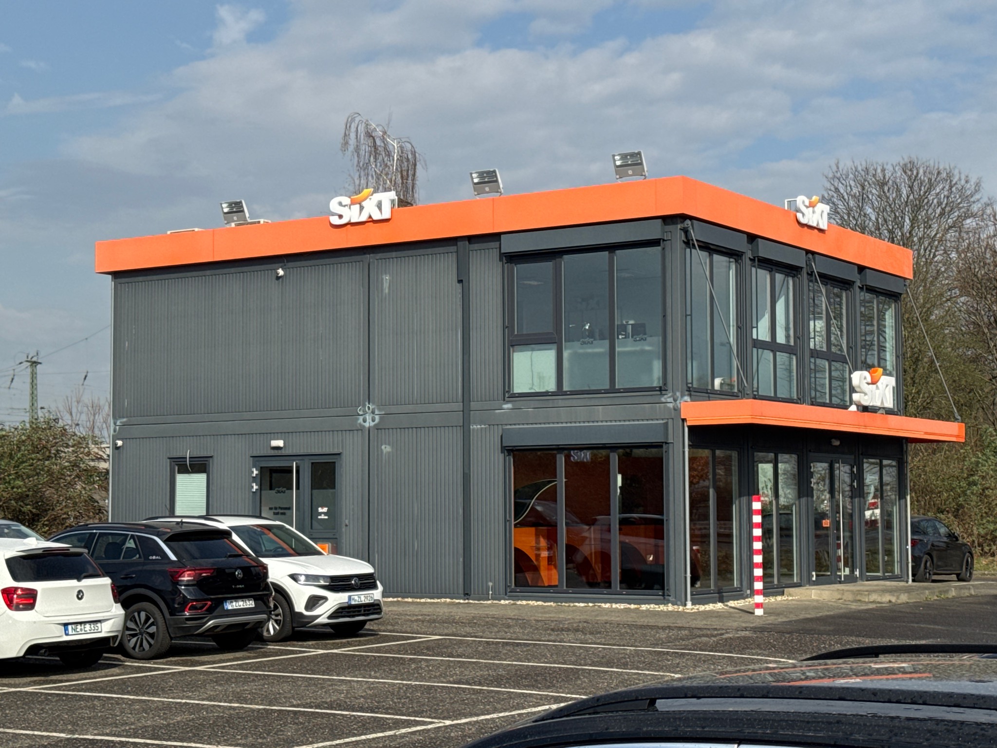 SIXT Autovermietung Neuss, Duesseldorfer Str. 6 in Neuss