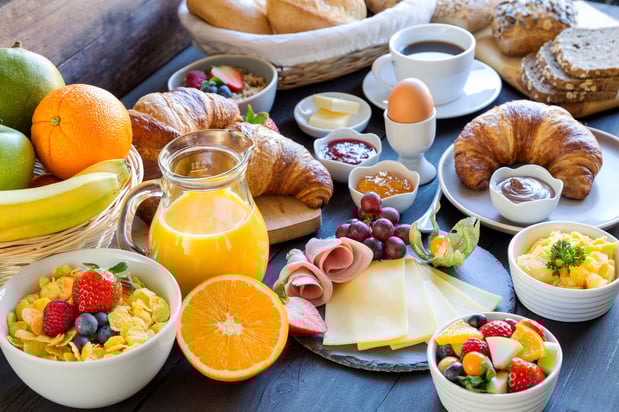 Images Holiday Inn & Suites Bakersfield by IHG