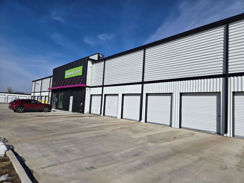 Alternate Beauty Image