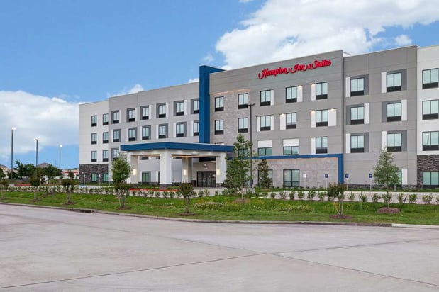 Images Hampton Inn & Suites Houston East Beltway 8