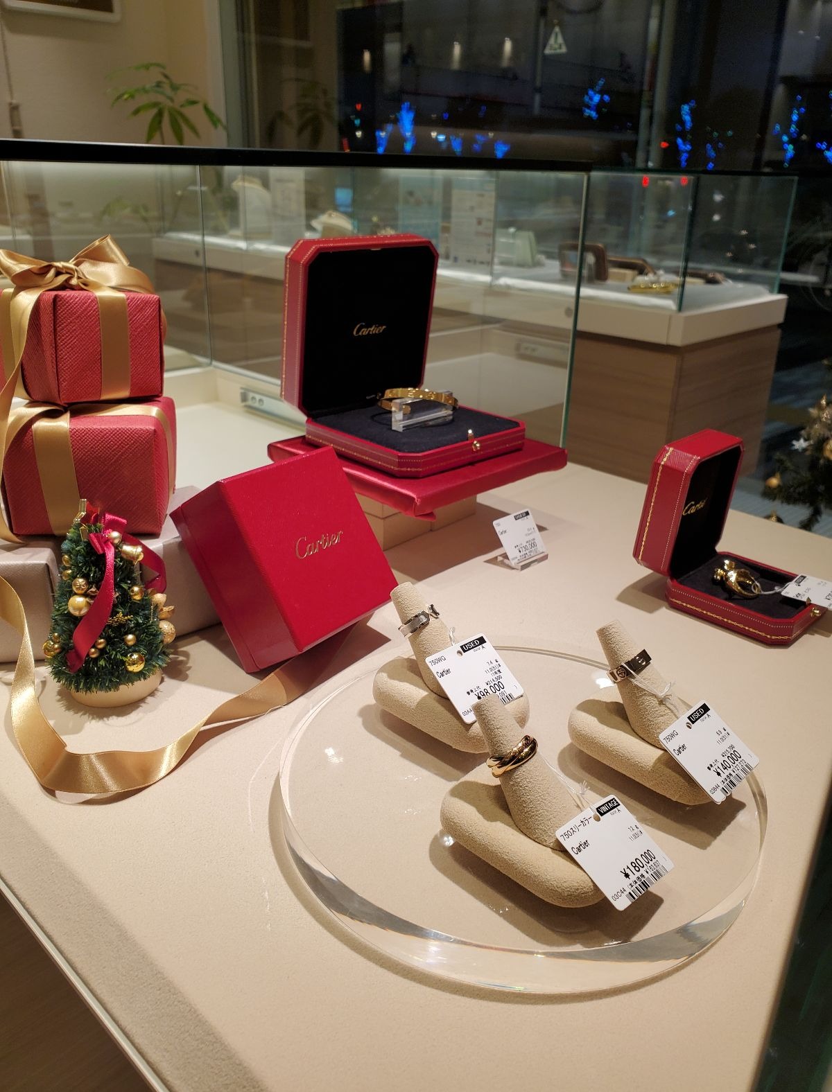 Images KOMEHYO (コメ兵) あべの店