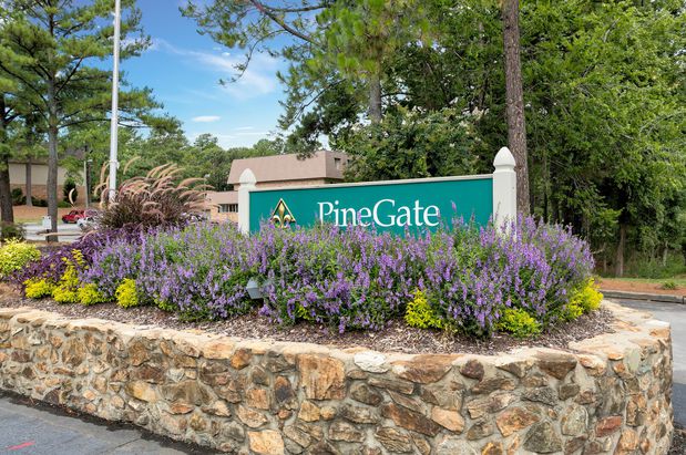 Images PineGate Apartments
