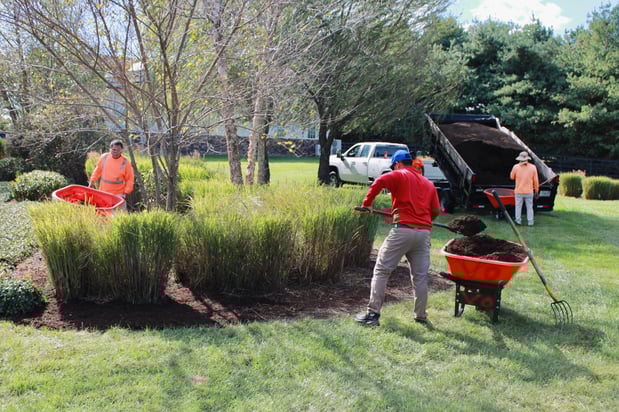 Images Diamond Landscapes Residential & Supply