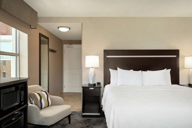 Images Hampton Inn Portland Downtown - Waterfront