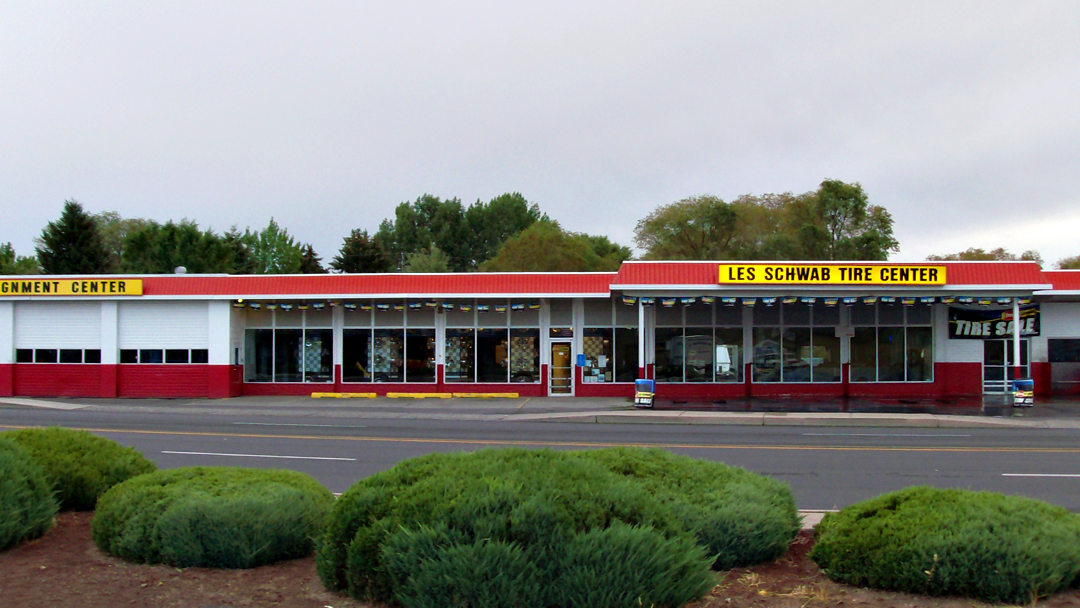 Les Schwab Tire Center