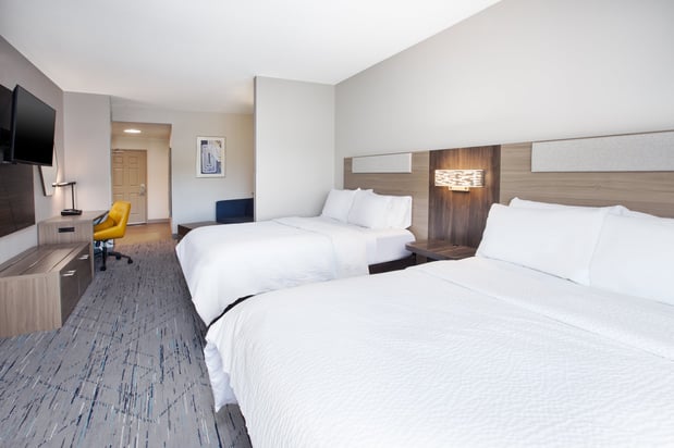 Images Holiday Inn Express & Suites Milwaukee NW – Park Place by IHG